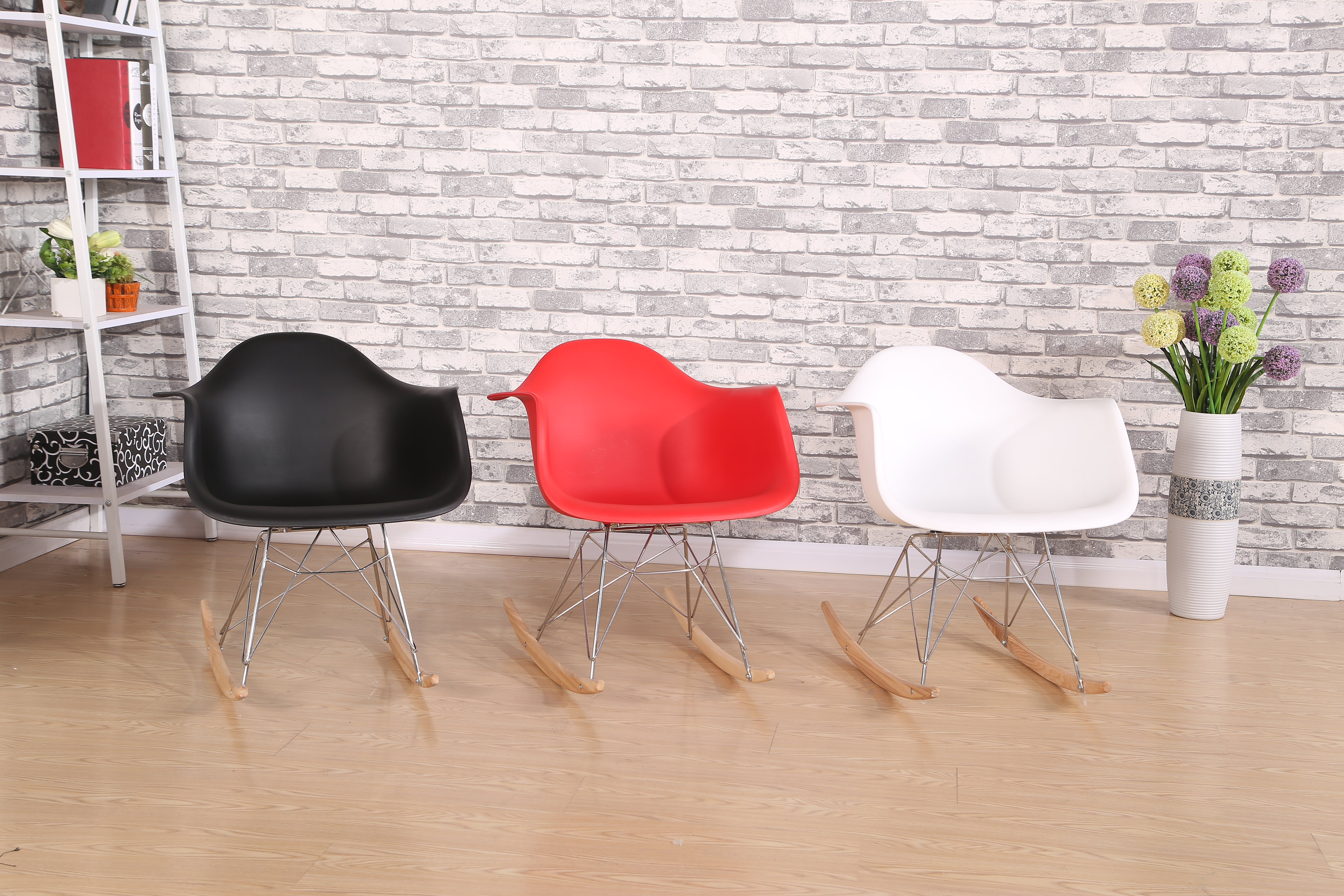 Hoorain Chair